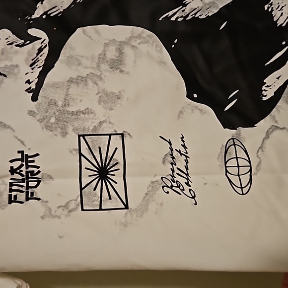 Fluxgear sold out half light half dark Dragon Ball Z tshirt. Sz.M NWOT - Picture 3 of 8